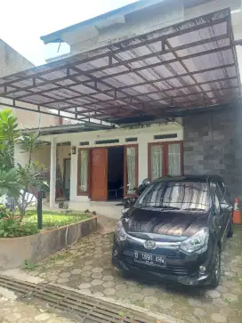 Di butuhkan segera asisten rumah tangga