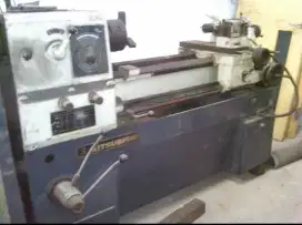 Lathe Machine MITSUBISHI HL-300GA Mesin Bubut