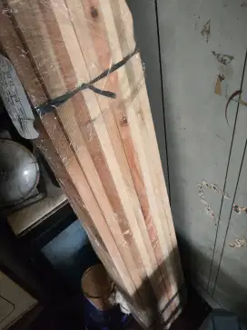 Kayu papan jati belanda