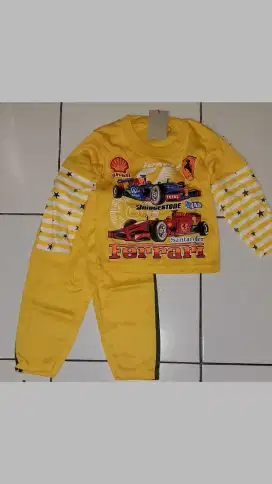 Baju setelan anak laki ferrari