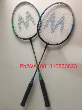 Sepasang Raket Badminton Moris Baru