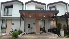 Kanopi baja ringan