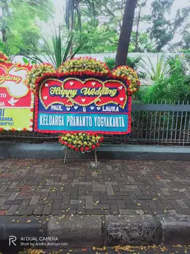 WD265-Karangan bunga papan happy wedding - pengiriman jabodetabek