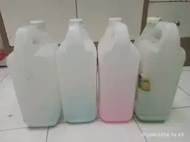 Jerigen 5 liter bekas deterjen