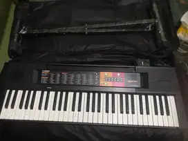 Keyboard Yamaha PSR F51