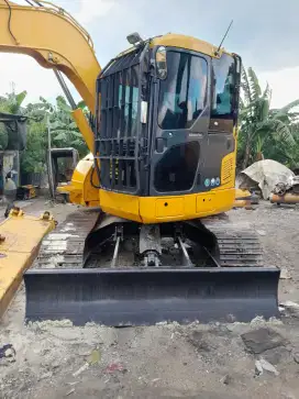 komatsu pc78-8 excavator + breaker