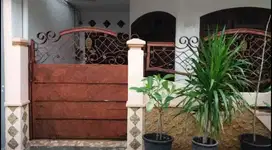 Harga Murah??Kost Aktif Klampis Surabaya