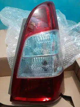 Stop lamp belakang innova kanan ori