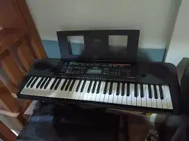 Piano yamaha (Organ Tunggal)