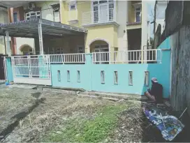 Dijual Cepat Rumah Bertingkat di perumahan Menteng Indah. Medan