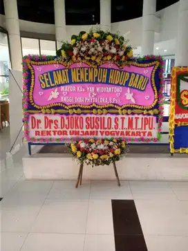 WD280-Karangan bunga papan siap kirim jabodetabek