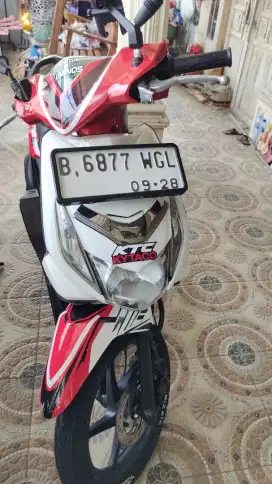 Jual Honda Beat carbu mulus  km 20 rban  MTR simpanan