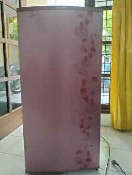 Dijual kulkas satu pintu