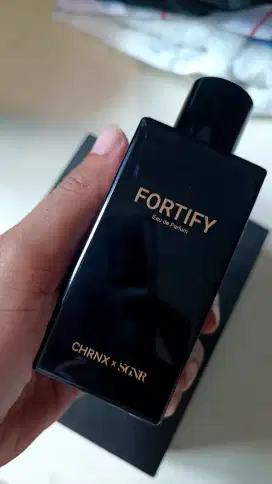 Ready Parfum Pria Fortify Merk Signore For Unisex EDP 100ml