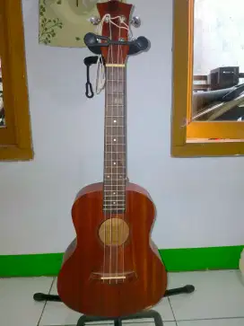 Ukulele Tenor Taka Uk 26-10