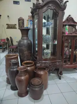 Borongan guci kayu antiq