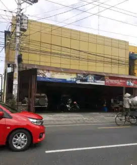 Disewakan Ruang Usaha