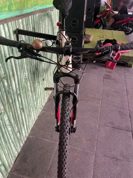 Specialized raockhopper expert