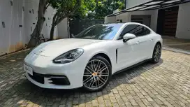 Porsche Panamera 4S  ATPM Low Millage