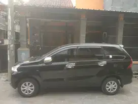 Avanza hitam 2016 type e