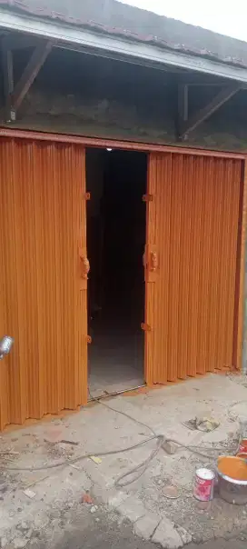 ROLLING DOOR FOLDING GATE