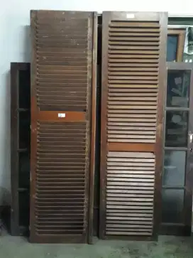 Pintu 1 set 
Lebar 60 cm
Tinggi 220 cm
Tebel 27 cm.