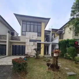 Disewakan semi furnish di cluster atmosfer sentul bogor