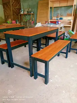 meja kursi cafe