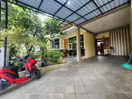 Boulevard Full Furnished Rumah Di Graha Taman Pelangi BSB City