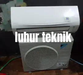 Ac daikin thailand 1.5 pk