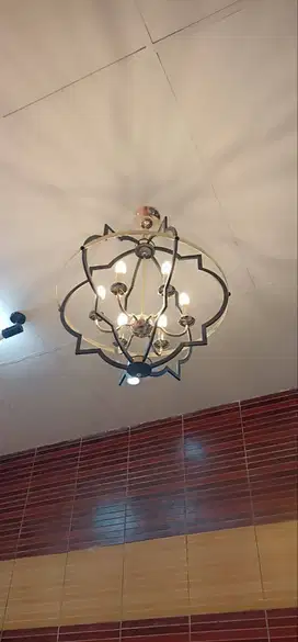 Lampu Gantung (6 Lampu)