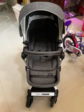 Quantum Stroller Anak Bayi (Grey)