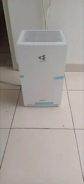 DAIKIN AIR PURIFIER MC30YVM7 W/ STREAMER