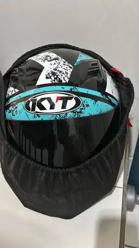 Helm KYT Full Face Bekas Rasa Baru