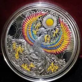 Koin koleksi Phoenix warna
