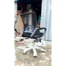 Kursi Kantor / Kursi Jaring Hitam / Kursi Jaring Hydrolic