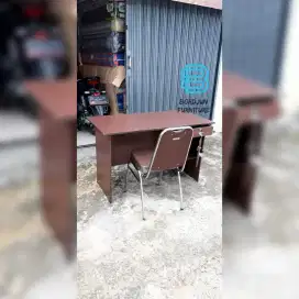 Paket Meja Tulis Matkens dan Kursi Statis Frontline