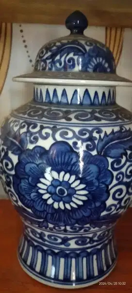 Guci tebal mulus