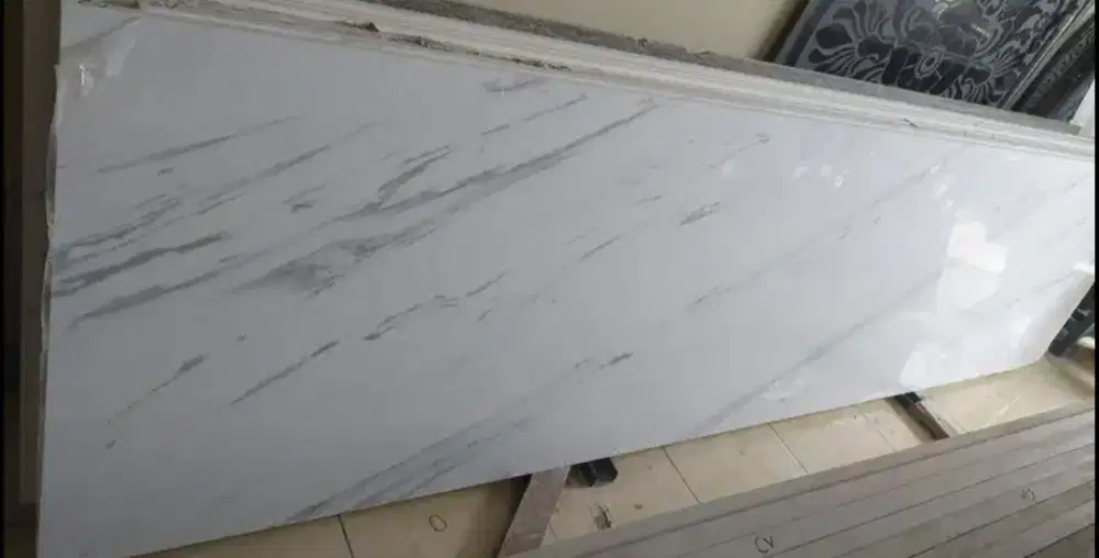 Marmer dan granit (compress volakas)