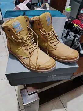 Sepatu Boot Palladium Pampa Sport Cuff Wpn - Size 44,5
