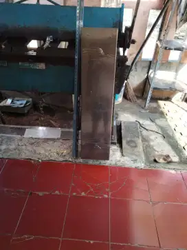 Rak besi siku lobang termurah bismillah lancar