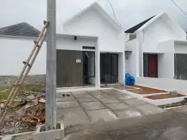 Di kontrakan rumah Baru di Pelabuhanratu Pesona Farida Regency