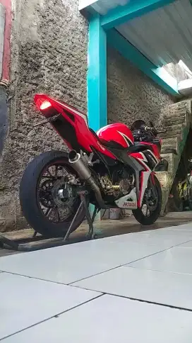 Honda CB150R THN 2019 Ss Kumplit