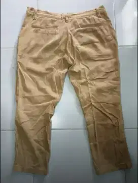 Celana chino cream