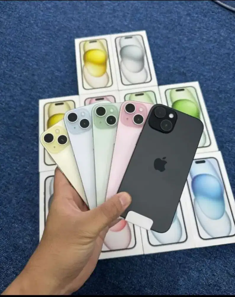 Cicilan Iphone 15 garansi resmi free adaptore