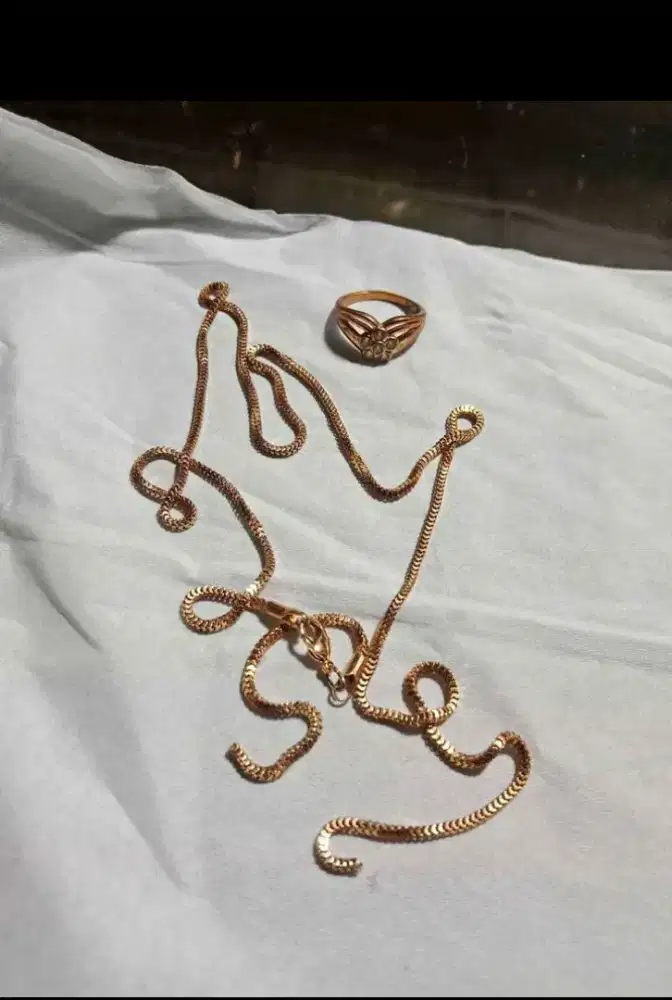 Terima Jual EMAS & BERLIAN