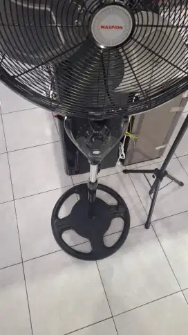 Kipas Angin Maspion Stand Fan Berdiri 20 inc Standing PW 507S