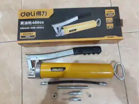 Pompa stemfet Deli 400cc China + Jarum +Meja