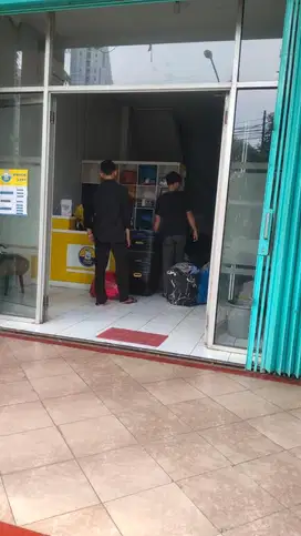 LOWONGAN PEGAWAI LAUNDRY (shift)