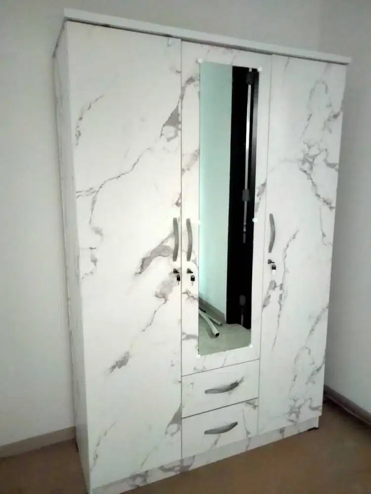 Lemari pakaian 3 pintu motif marmer lunar 329 lemari baju bagus lemari